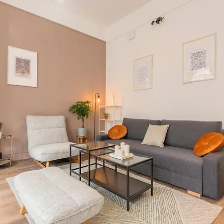 1 Bedroom In The Center, Near Metro