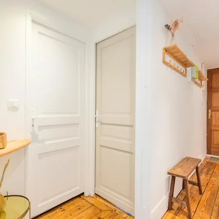 1 Bedroom In The Center, Near Metro * 릴