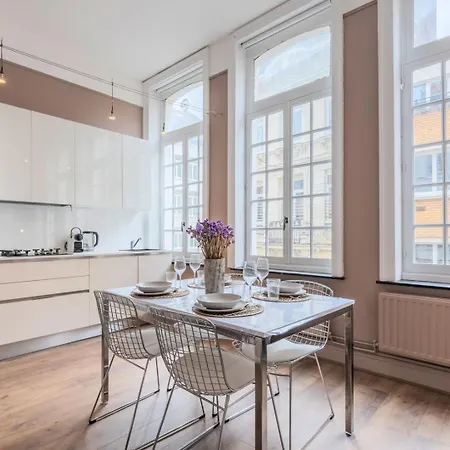 1 Bedroom In The Center, Near Metro * 릴